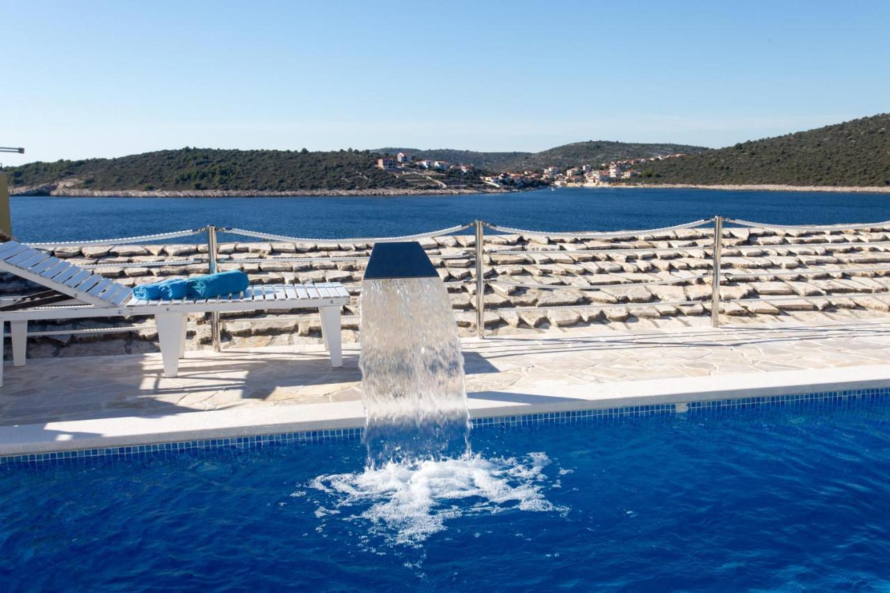 Villa, Stone House With Swimming Pool & Sauna, Beach, سيفيد المظهر الخارجي الصورة