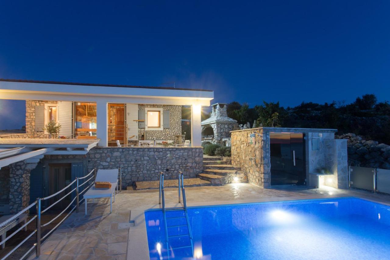 Villa, Stone House With Swimming Pool & Sauna, Beach, سيفيد المظهر الخارجي الصورة