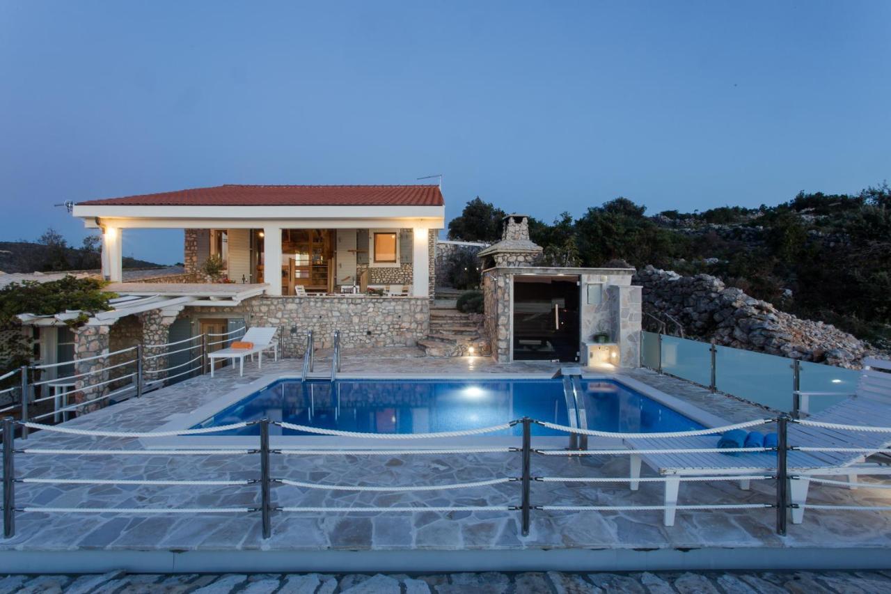 Villa, Stone House With Swimming Pool & Sauna, Beach, سيفيد المظهر الخارجي الصورة
