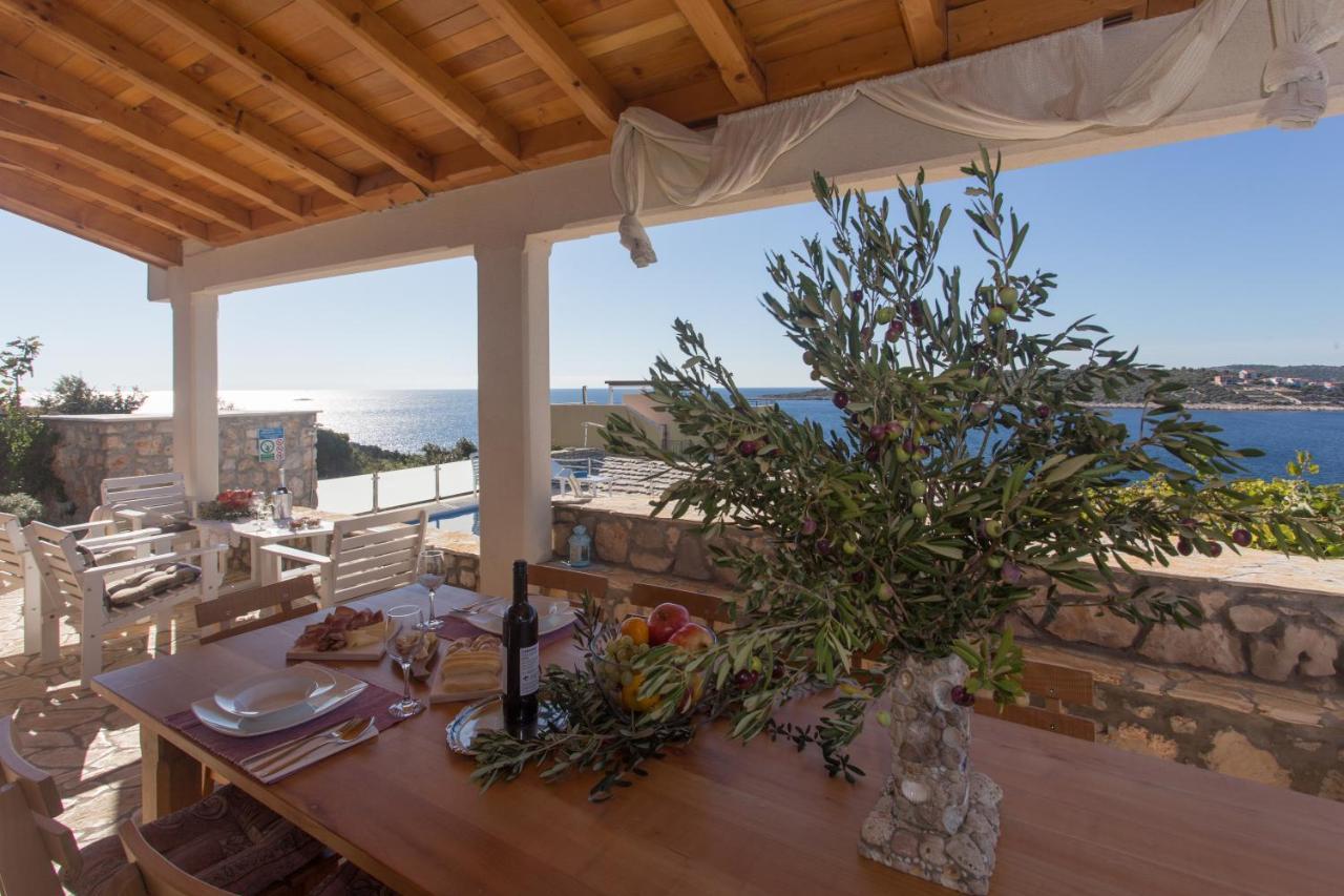 Villa, Stone House With Swimming Pool & Sauna, Beach, سيفيد المظهر الخارجي الصورة