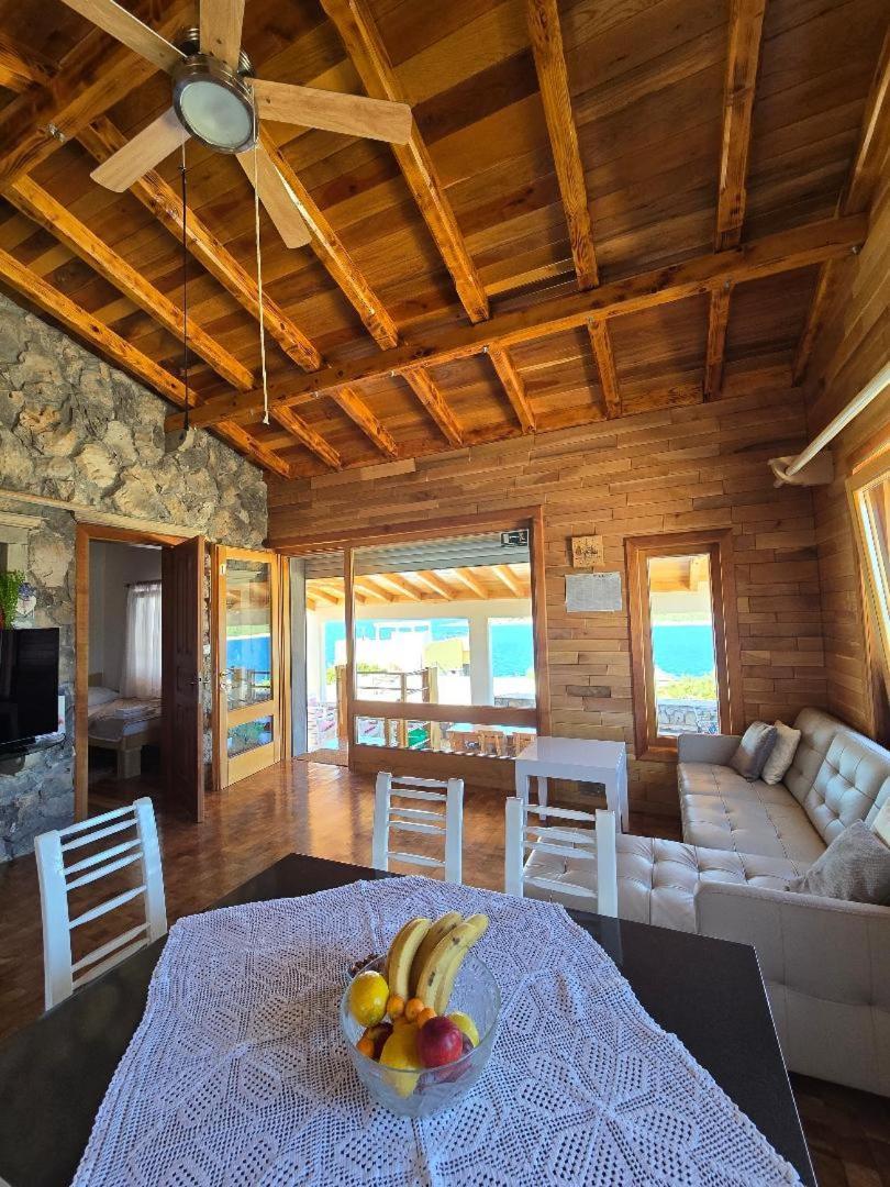 Villa, Stone House With Swimming Pool & Sauna, Beach, سيفيد المظهر الخارجي الصورة