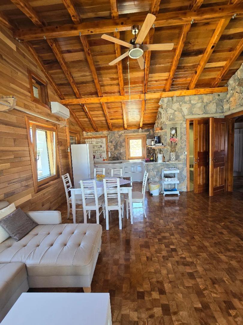 Villa, Stone House With Swimming Pool & Sauna, Beach, سيفيد المظهر الخارجي الصورة